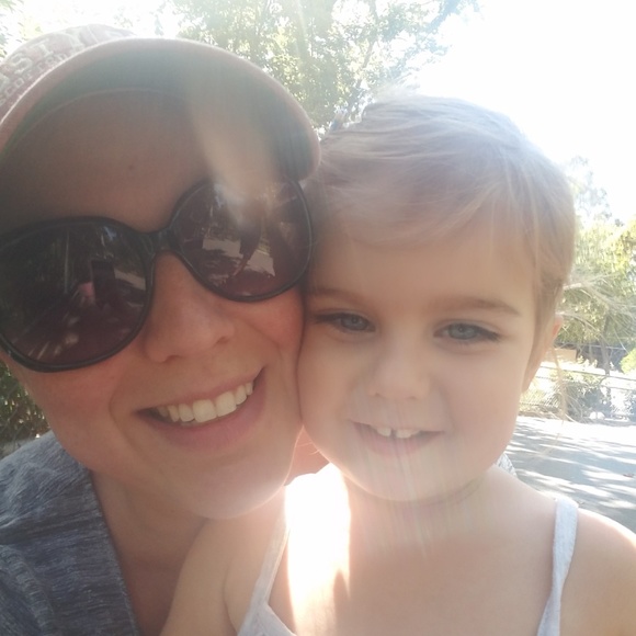 Meet your Posher, Lindsey - Picture 1 of 1